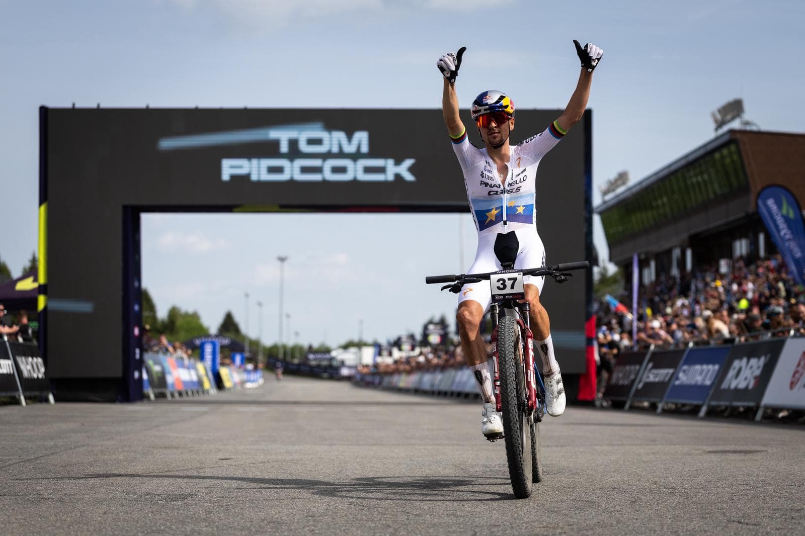 MTB World Series Background